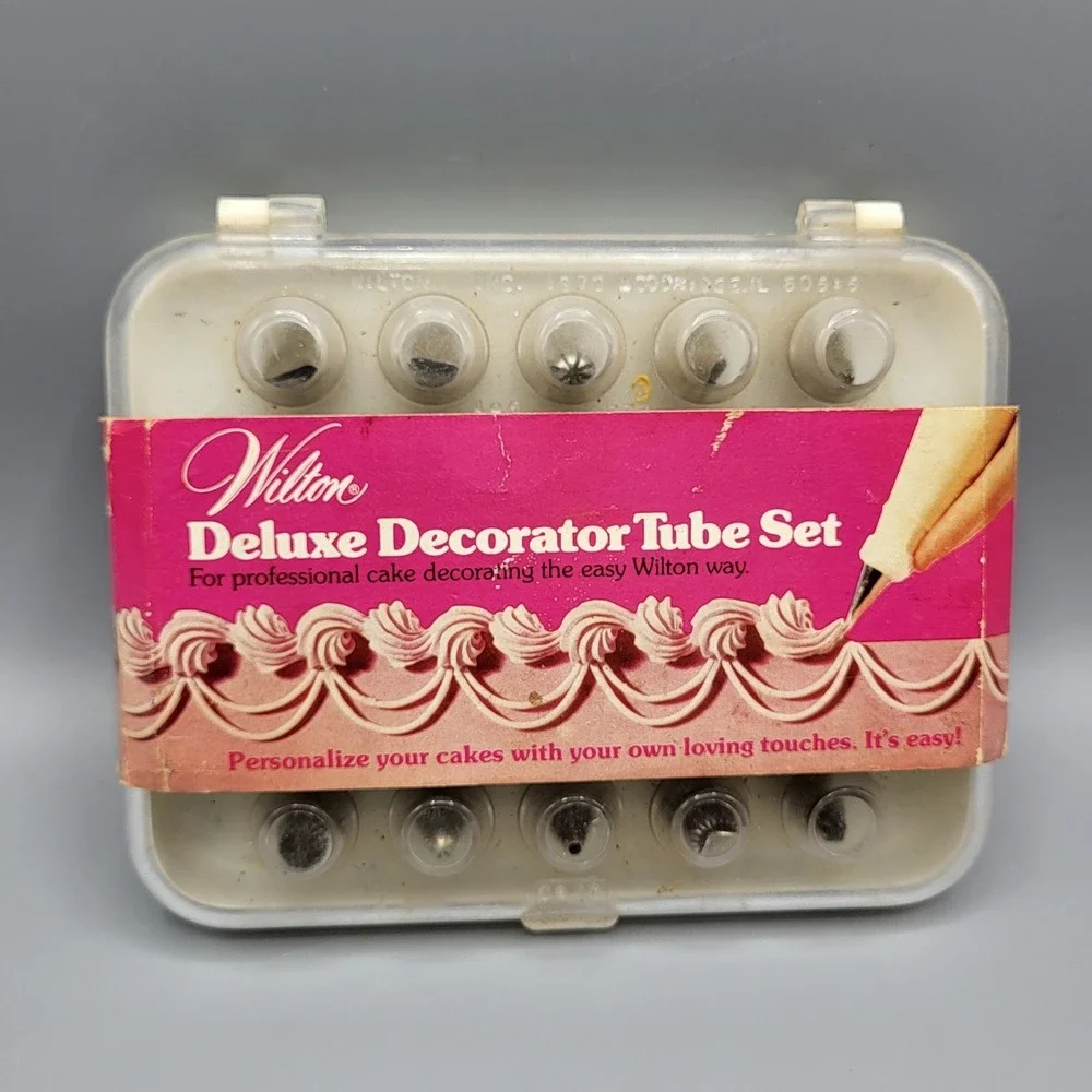 Wilton Deluxe Decorator Tube Set Vintage 1975 30pc Cake Decorating Kit Silver